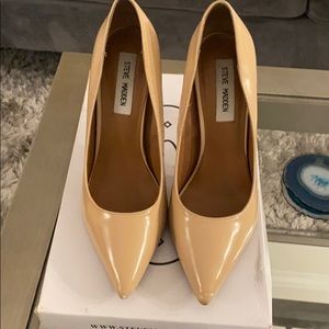 Steve Madden Blush/Nude Driftin Pumps